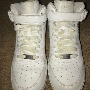 Nike Air Force 1 size 6y